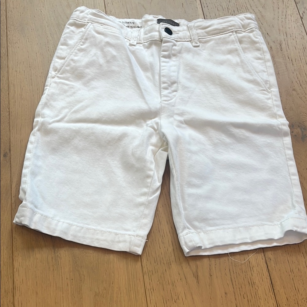 DL1961 White Flat Front Shorts Classic Summer Style